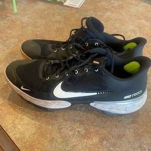 Men’s Nike React baseball cleat size 13.5
